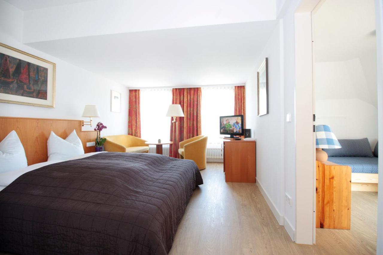 Hotel Schiff Am See كونستانز المظهر الخارجي الصورة