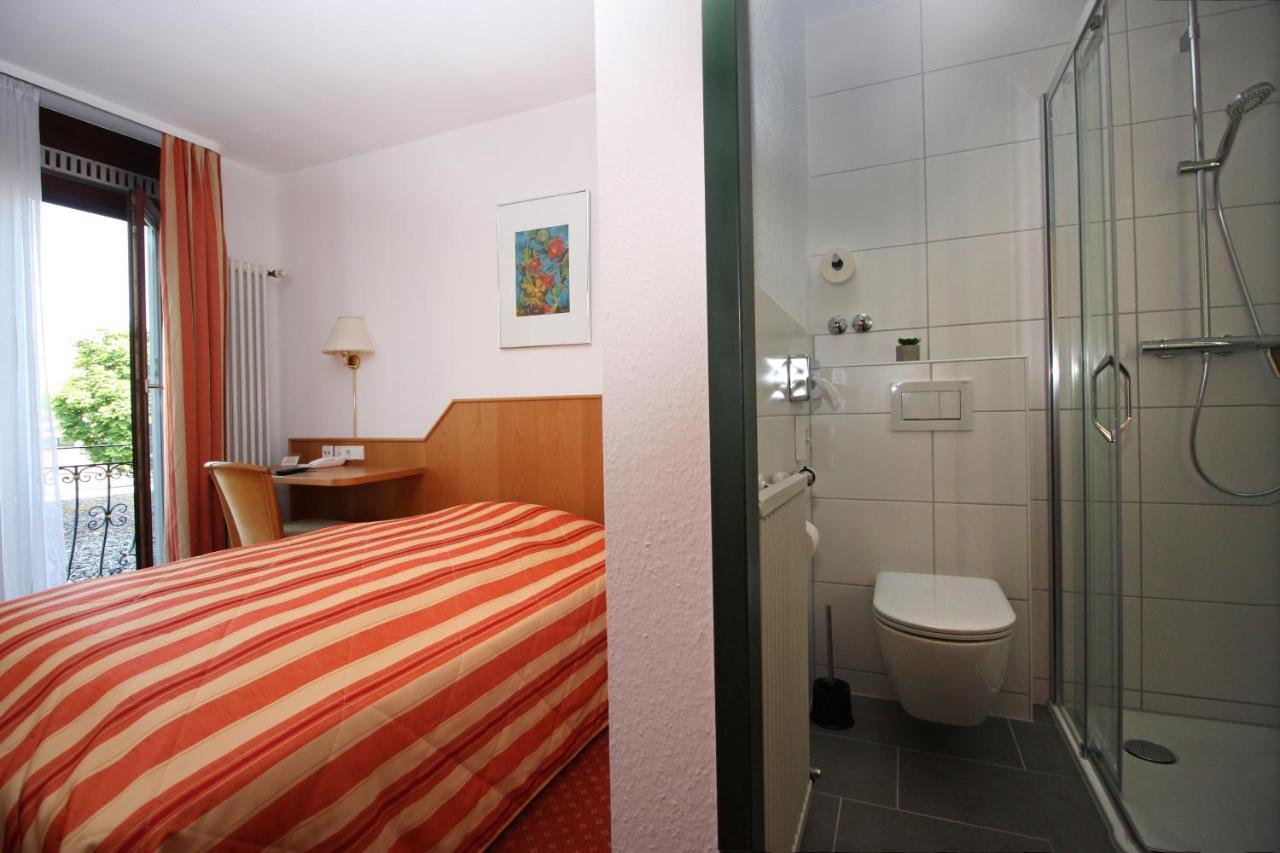 Hotel Schiff Am See كونستانز المظهر الخارجي الصورة