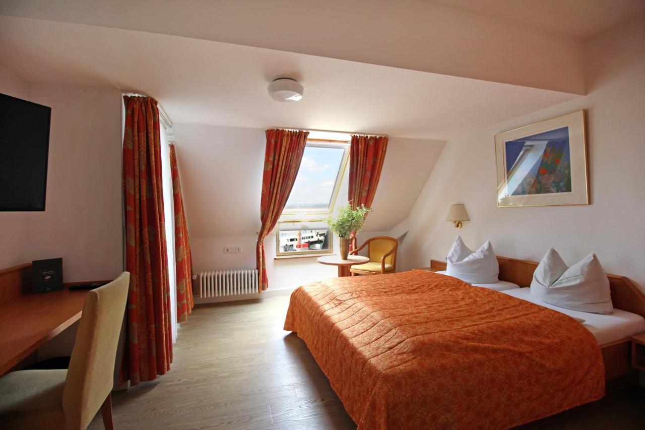 Hotel Schiff Am See كونستانز المظهر الخارجي الصورة