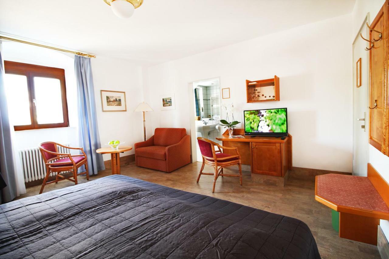 Hotel Schiff Am See كونستانز المظهر الخارجي الصورة