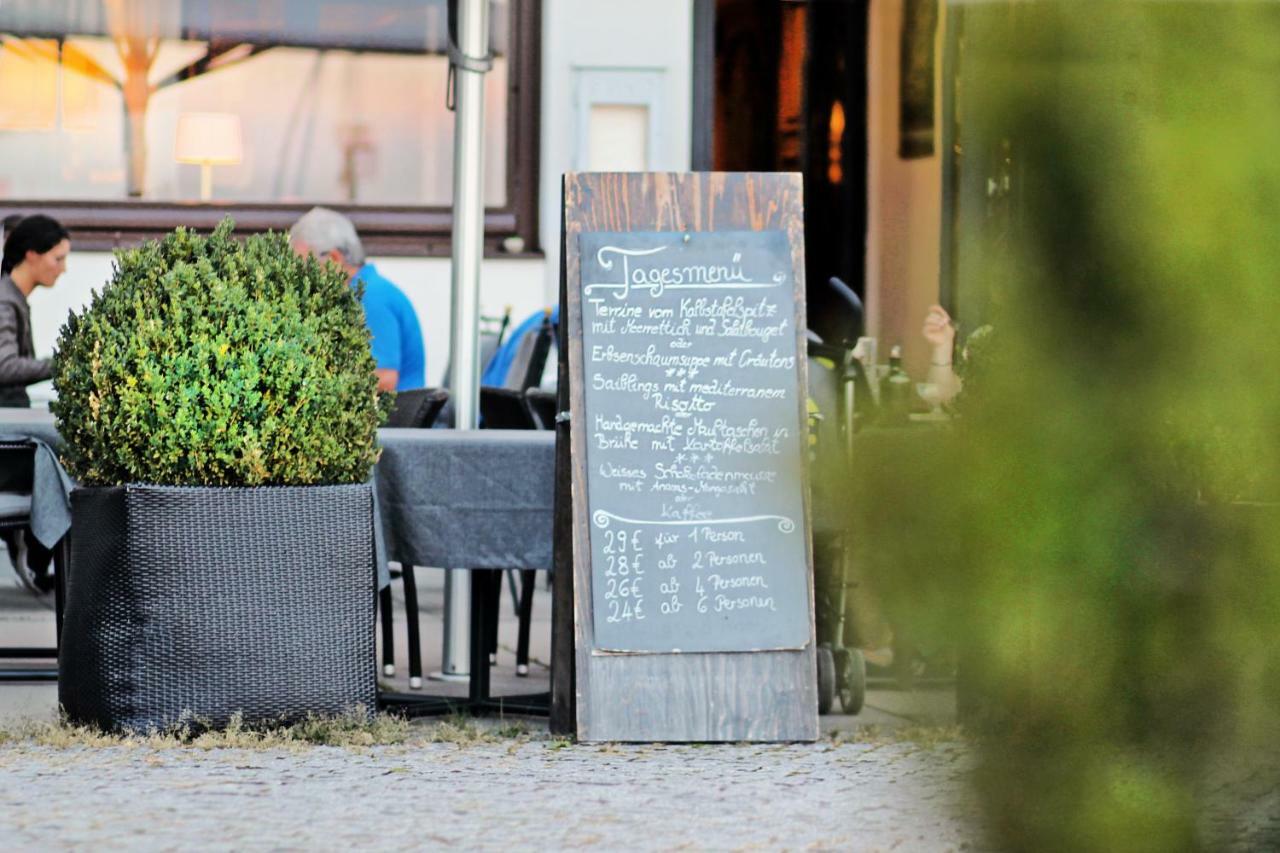 Hotel Schiff Am See كونستانز المظهر الخارجي الصورة