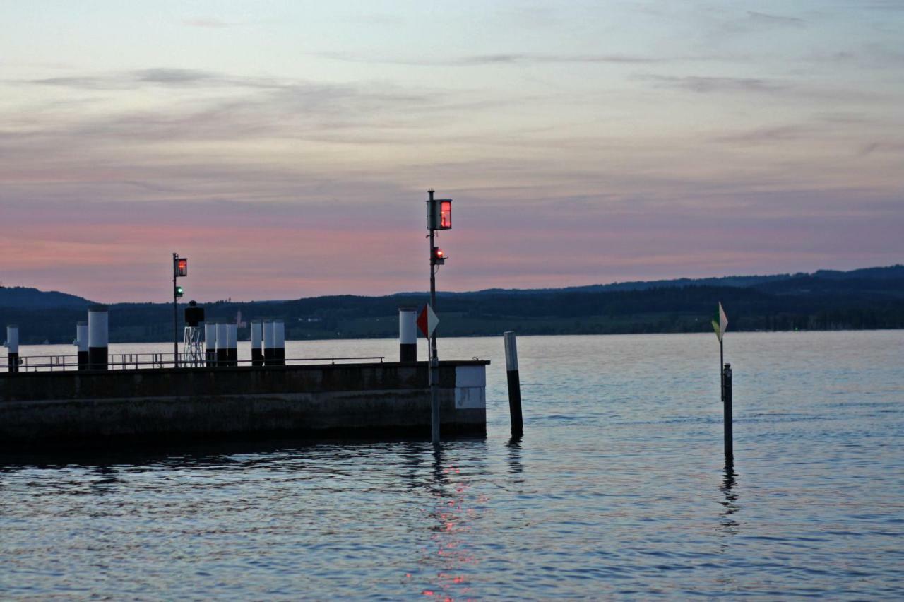 Hotel Schiff Am See كونستانز المظهر الخارجي الصورة